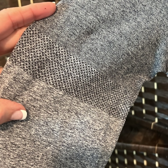 Mizuno Performance Quarter Zip Pullover Athletic Large Grey Gray Men’s Women’s - Picture 7 of 8